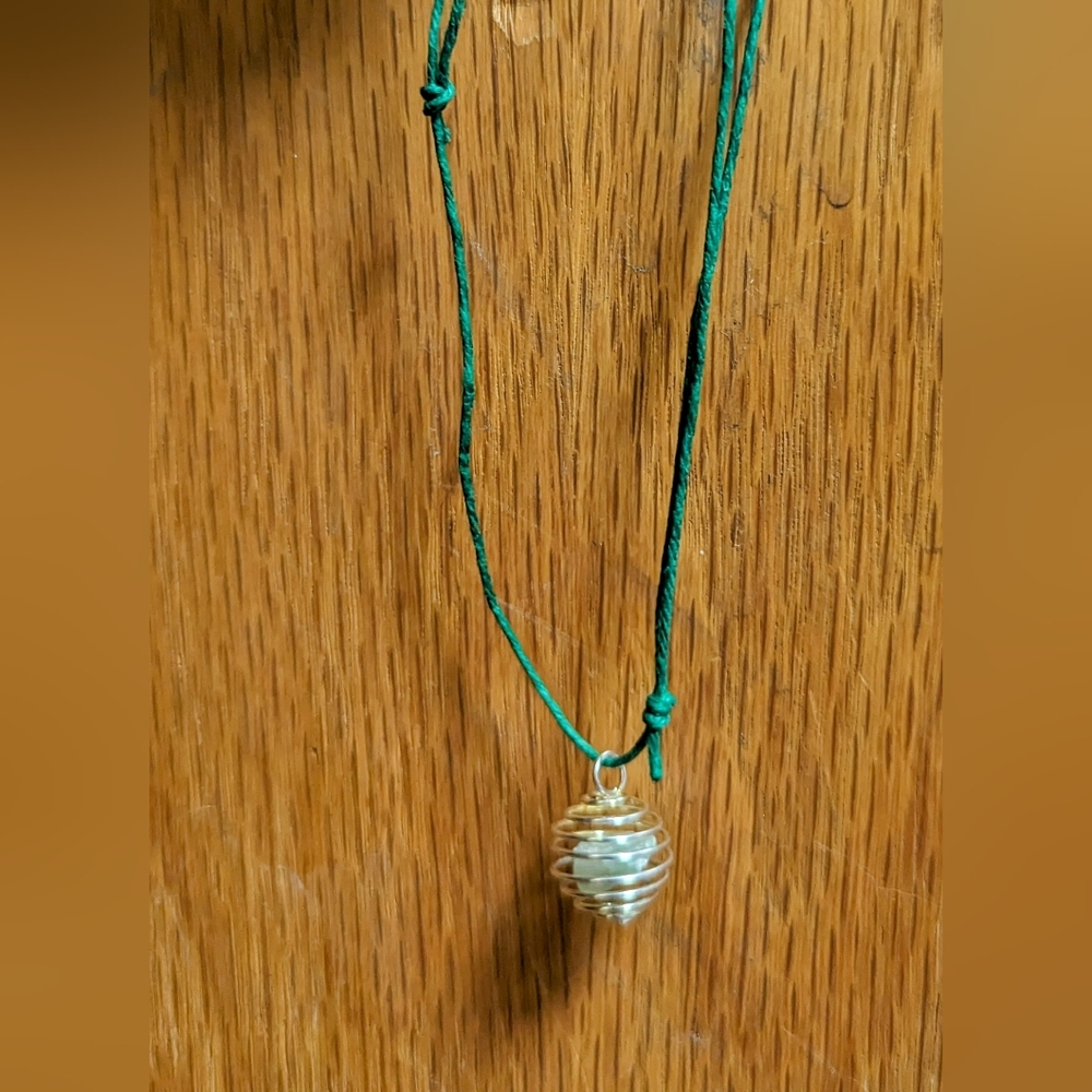 Green adventurine stone necklace